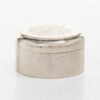 Table accessories, 7 pieces, silver, including Denmark 1880s.