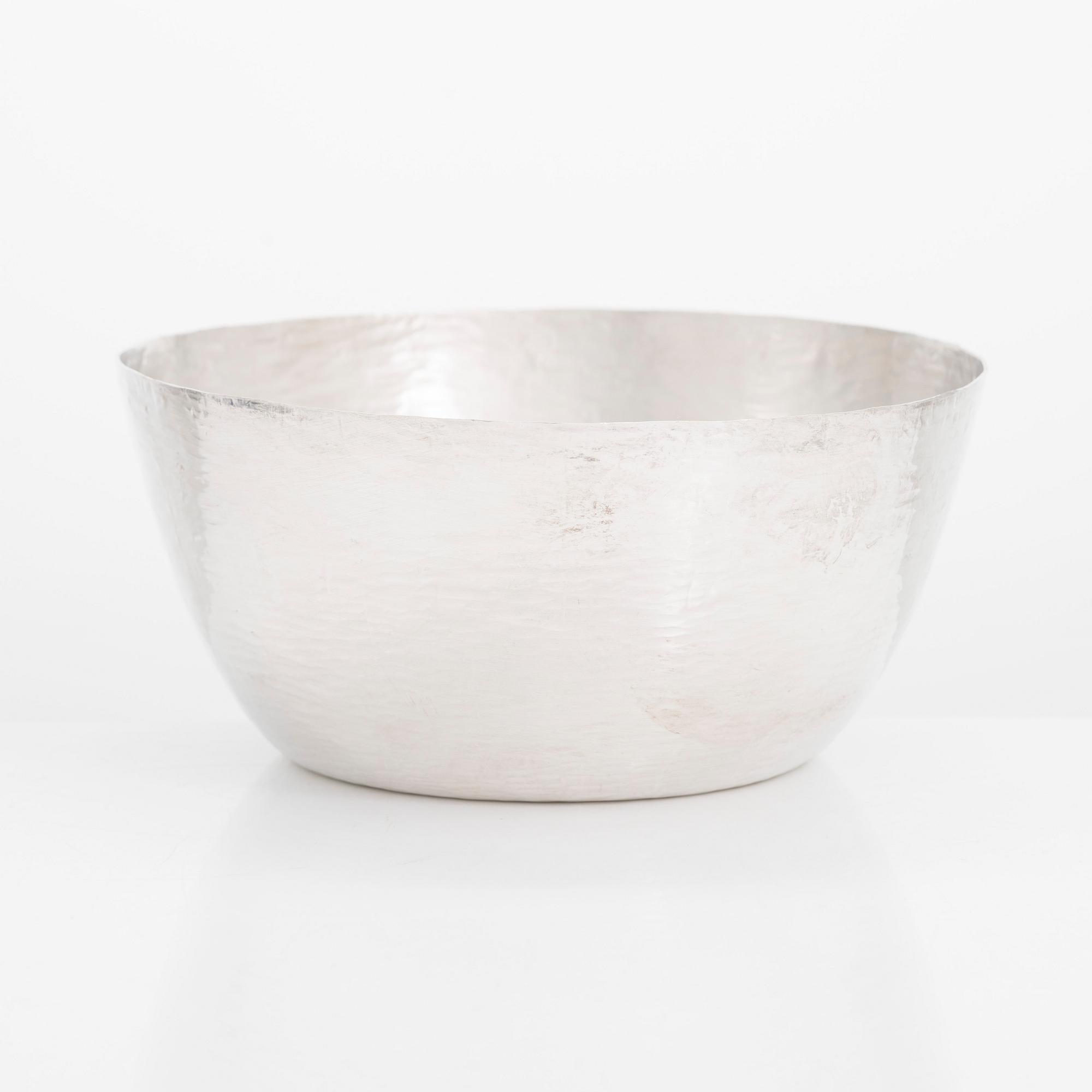 Tapio Wirkkala, skål, silver, TW 243, Kultakeskus, Tavastehus 1976.