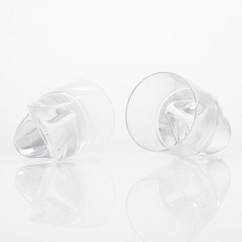 Timo Sarpaneva, dricksglas, 67 st, "Kippis" 2399 för Iittala. I produktion 1975-1978.