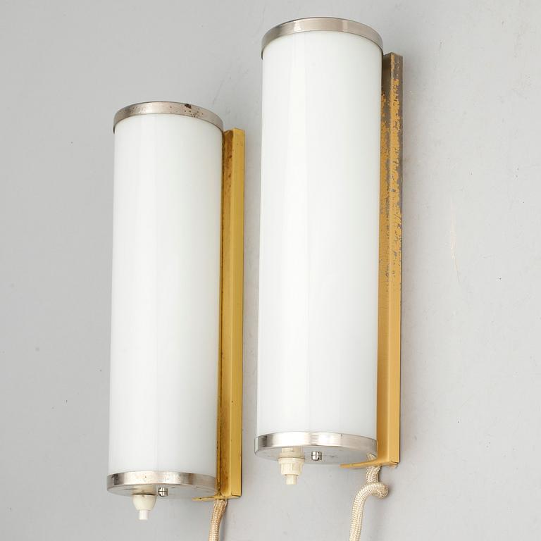 VÄGGLAMPOR, ett par, funkis, 1930/40-tal.