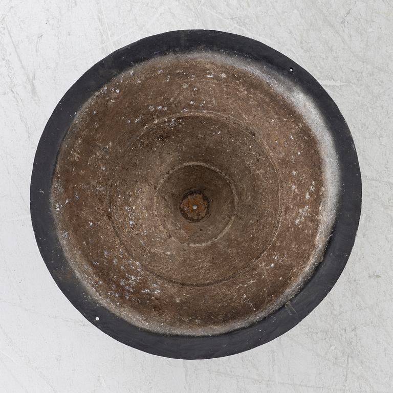 Rolf Bolin, garden urn 'Sporturnan' by Näfveqvarn, Sweden post 1925.