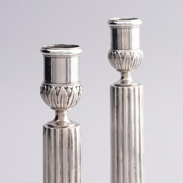 A pair of Swedish 18th century silver candelsticks, marks of Pehr Zethelius, Stockholm 1797.