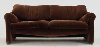 SOFFA, "Maralunga", Vico Magistretti för Cassina, formgiven 1973.