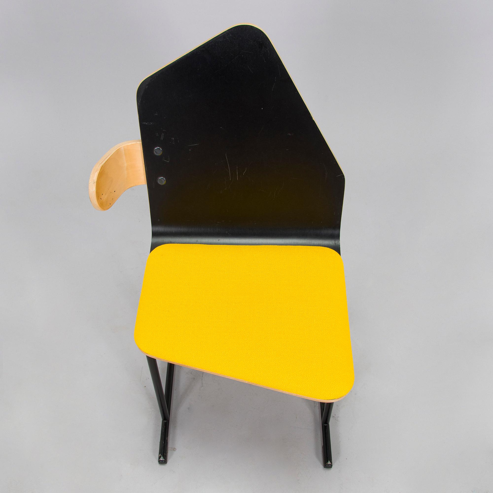 Yrjö Kukkapuro, tuoli, "Vino", Avarte 1980-luku, signeerattu Yrjö Kukkapuro -83.