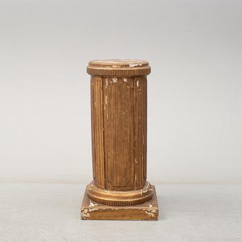 A gustavian style pedestal, first half of the 20th century.