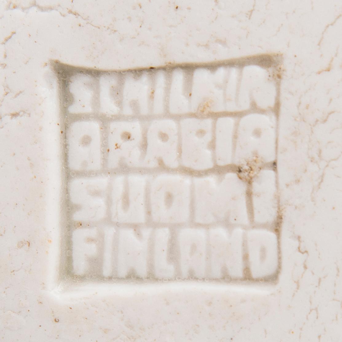 MICHAEL SCHILKIN, keramiikkakuppi, leimattu massaan Schilkin Arabia Suomi Finland.