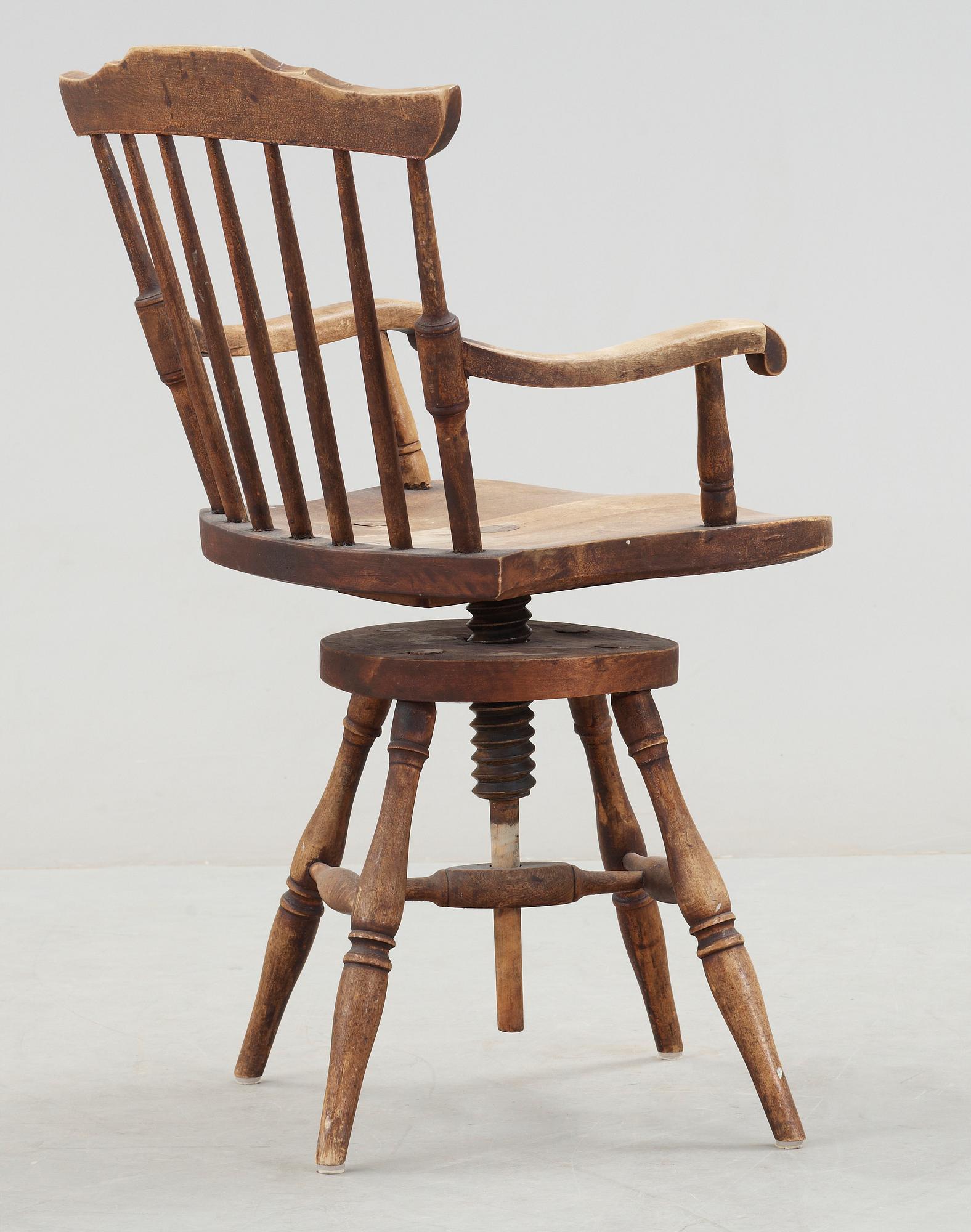 SKRIVBORDSSTOL, omkring 1900.