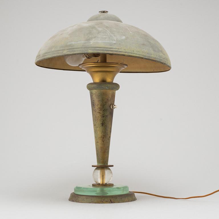 BORDSLAMPA, mässing och plåt, art déco, 1920-/30-tal.