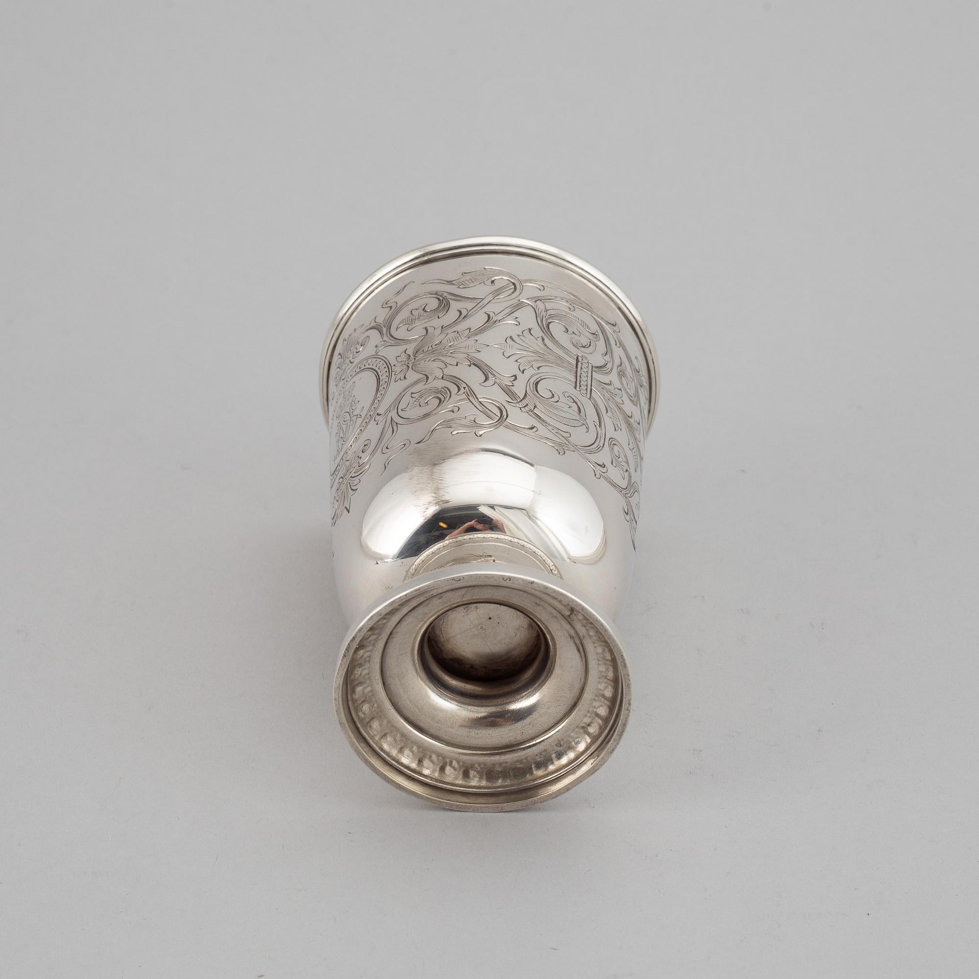 An Austrian late 19th century / early 20th century silver beaker, marked JC Klinkosch (Vienna).