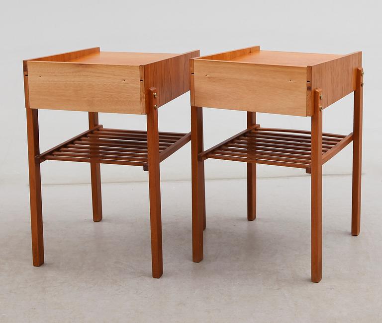 SÄNGBORD, 1 par, 1900-talets andra hälft.