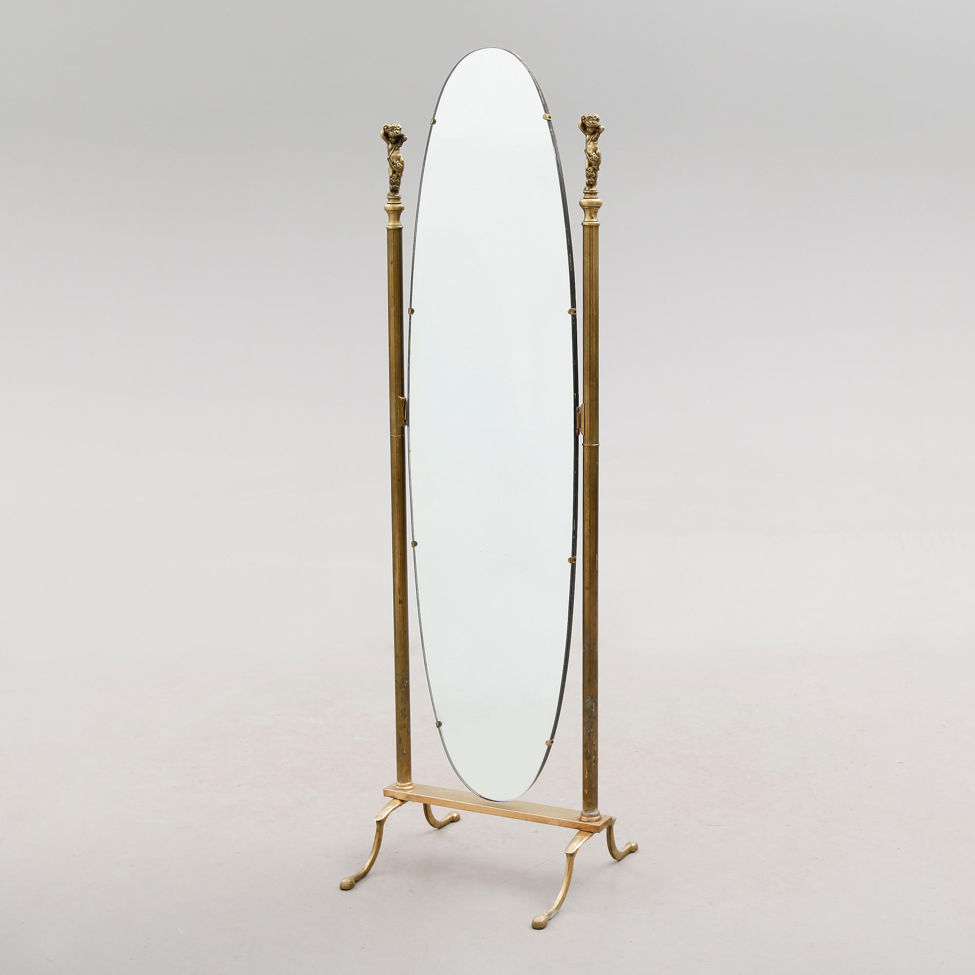 GOLVSPEGEL, mässing, märkt "Peerage", England, 1900-talets första hälft.