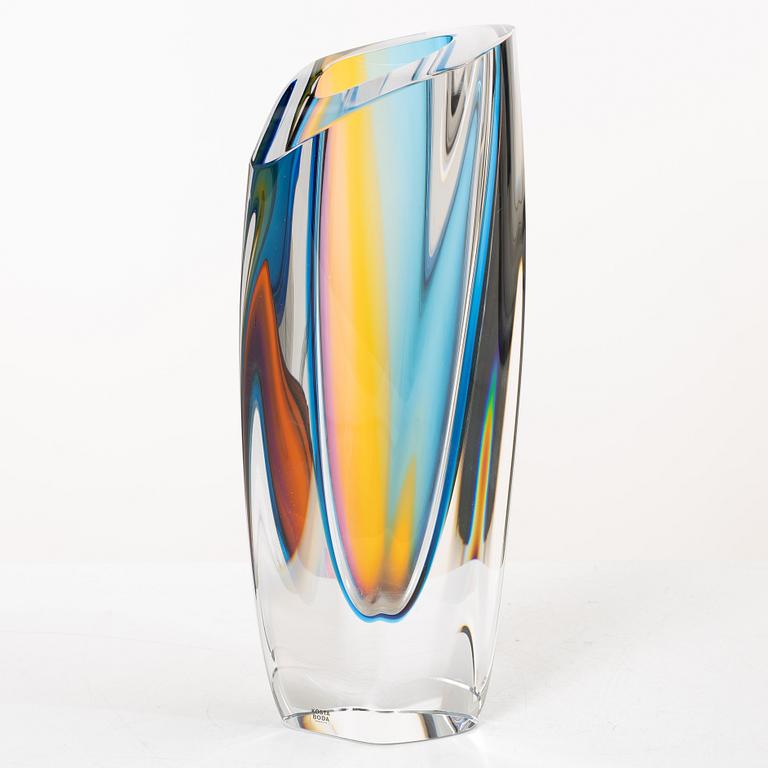 Göran Wärff, a 'Fenomen' vase, Kosta Boda.