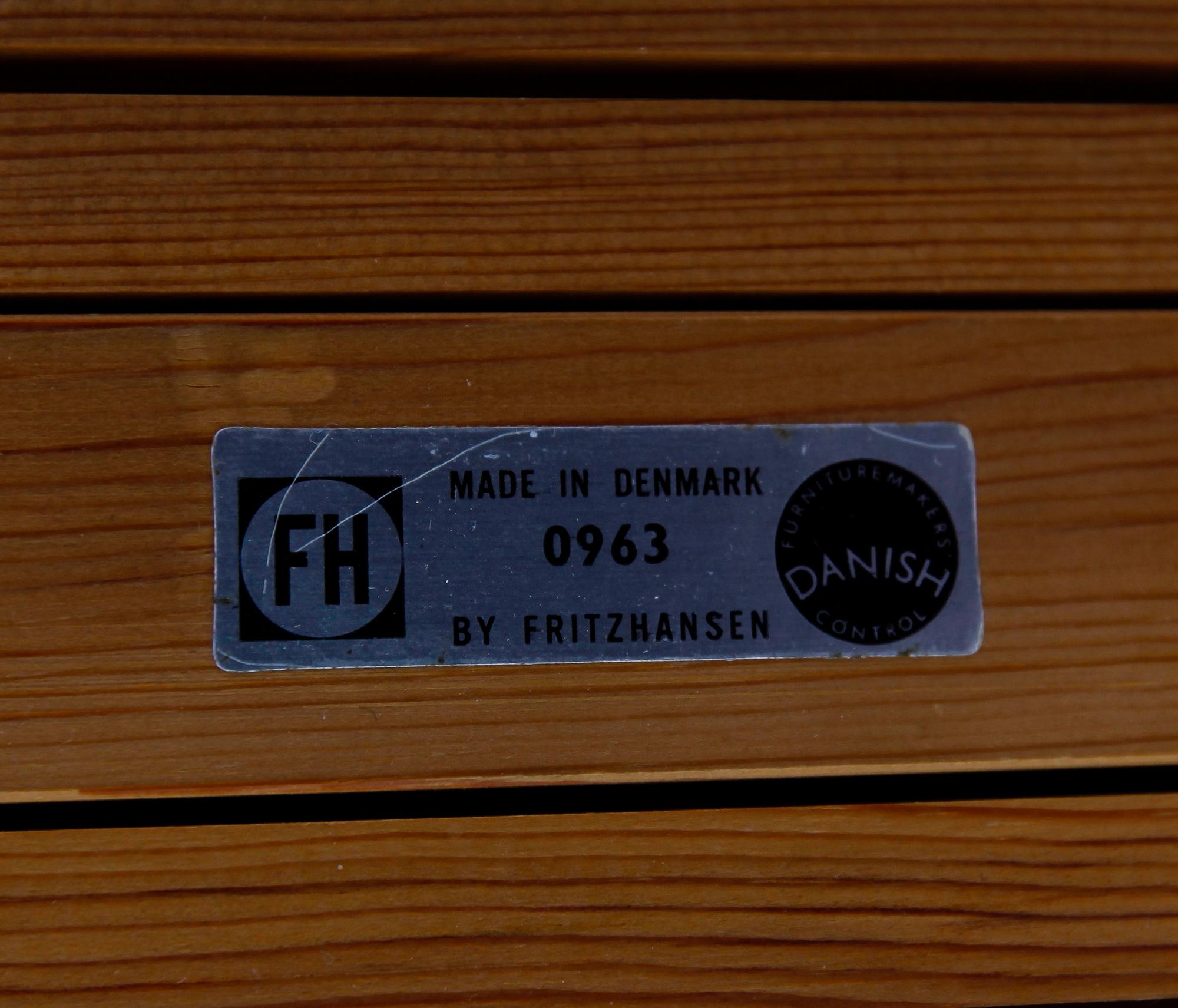 BORD, Fritz Hansen, Danmark, 1900-talets första hälft.