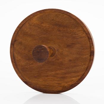 Bertel Gardberg, a cheese tray for Finnmade Gardberg, Norrmark handicraft.
