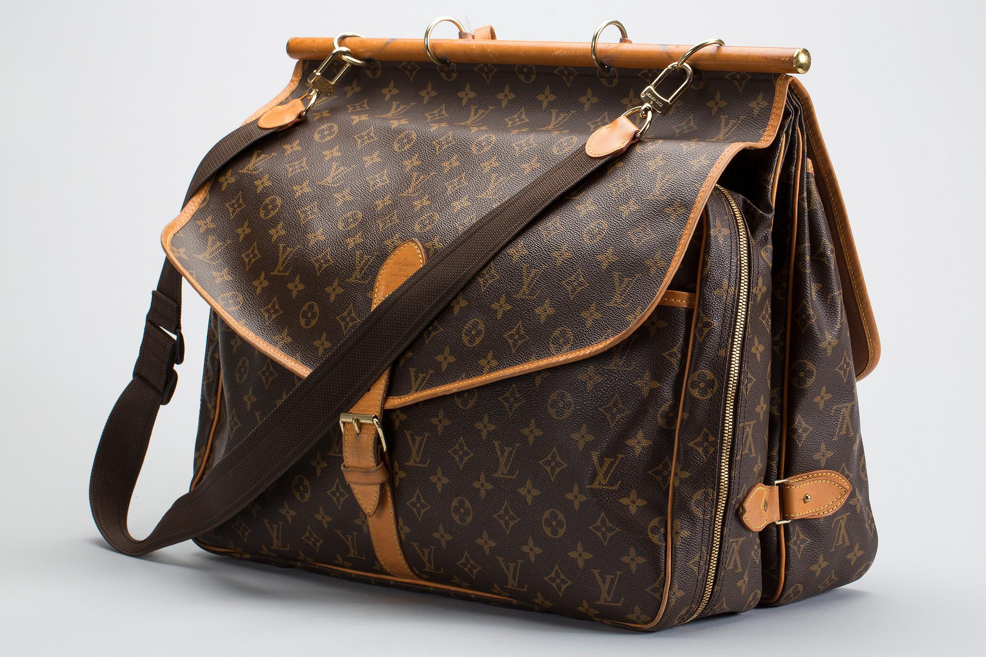 VÄSKA, "Sac Chasse", Louis Vuitton.