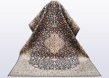 A carpet, silk Kashmir, ca 279 x 195 cm.