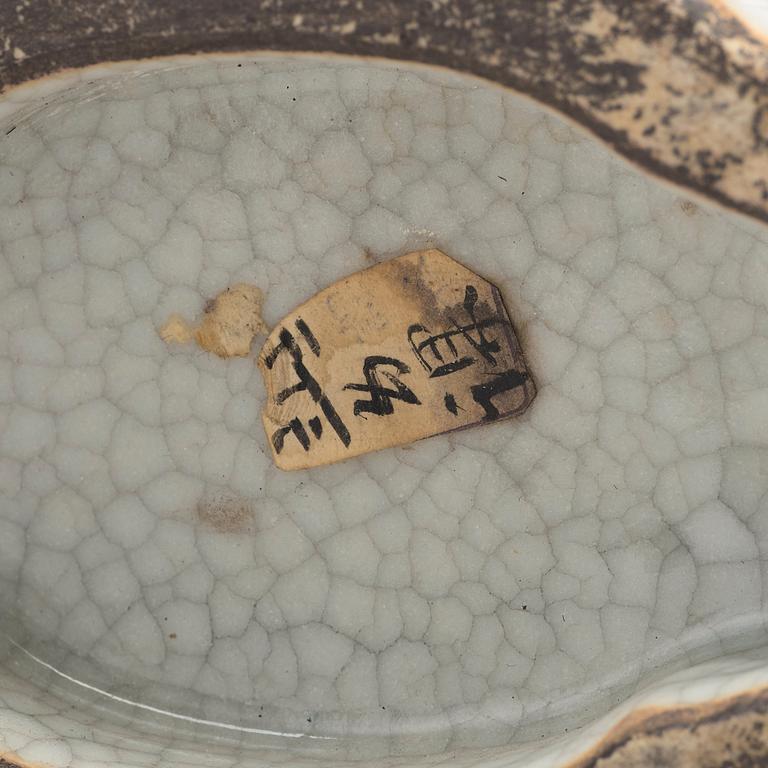 VAS, porslin. Qingdynastin, 1800-tal.