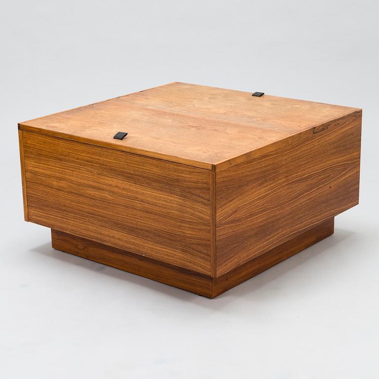 AHTI TASKINEN, A 1960s coffee table of the 'Fennia-collection', Vilka oy, Finland.