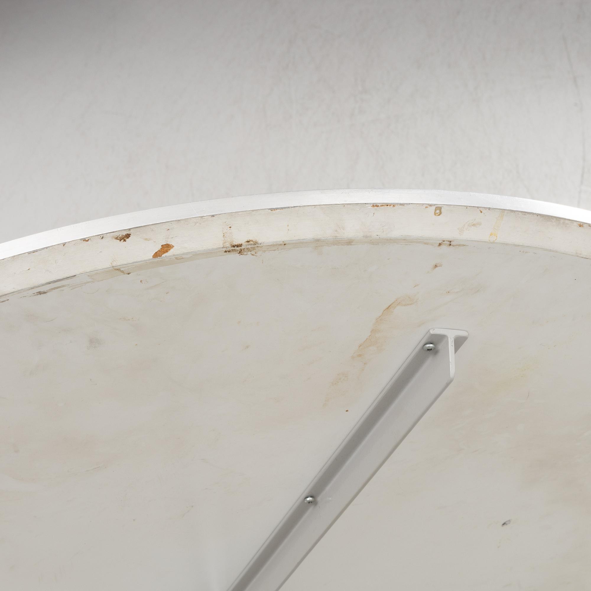 Arne Jacobsen, matbord, "Cirkulär / B825", Fritz Hansen, Danmark.