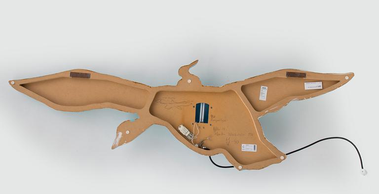 MARTIN WICKSTRÖM, objekt, bemålat trä, 90-watts kompaktlysrör, Signerad Martin Wickström och daterad 1990 a tergo.