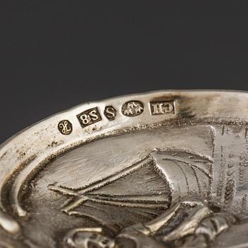GUSTAF MÖLLENBORG, såssked, Stockholm, 1835 och PARTI SILVERBESTICK, 42 delar, bl.a. Rosenholm. Vikt 1183 g.