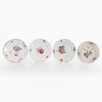 Meissen, astiaston osia, 5 kpl, sekä 1 lautanen Meissen-tyyli, Saksa.