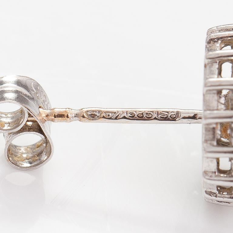 A pair of 14K white gold earrings with diamonds ca. 0.32 ct in total and culturd pearls. Bucherer.