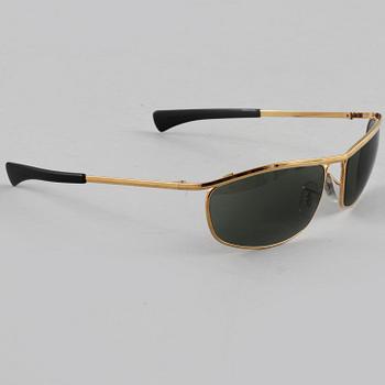 SOLGLASÖGON, "Olympia Deluxe", Rayban, 1900-talets fjärde kvartal.