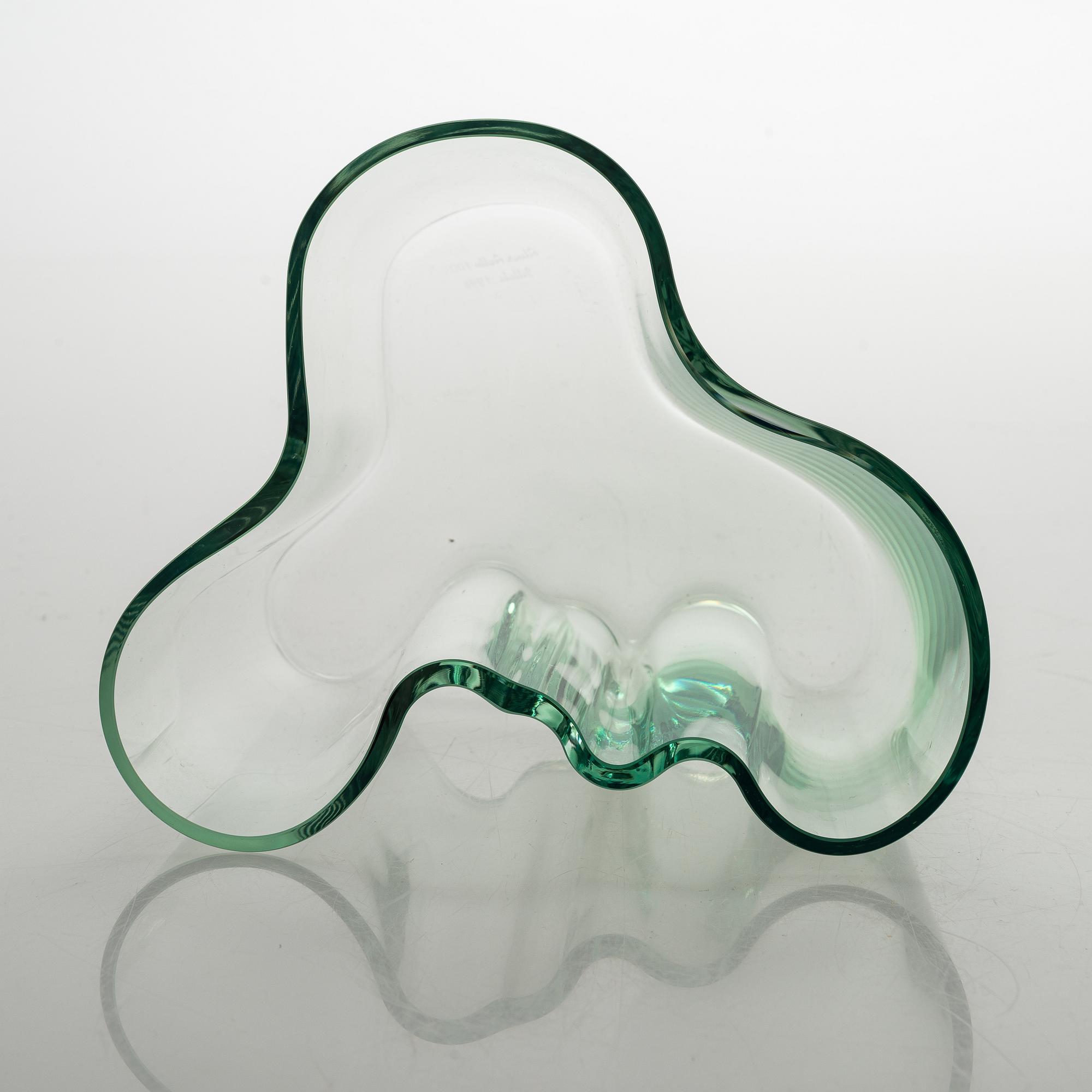 Alvar Aalto, A '3030' vase signed, Alvar Aalto 100 Iittala 1998