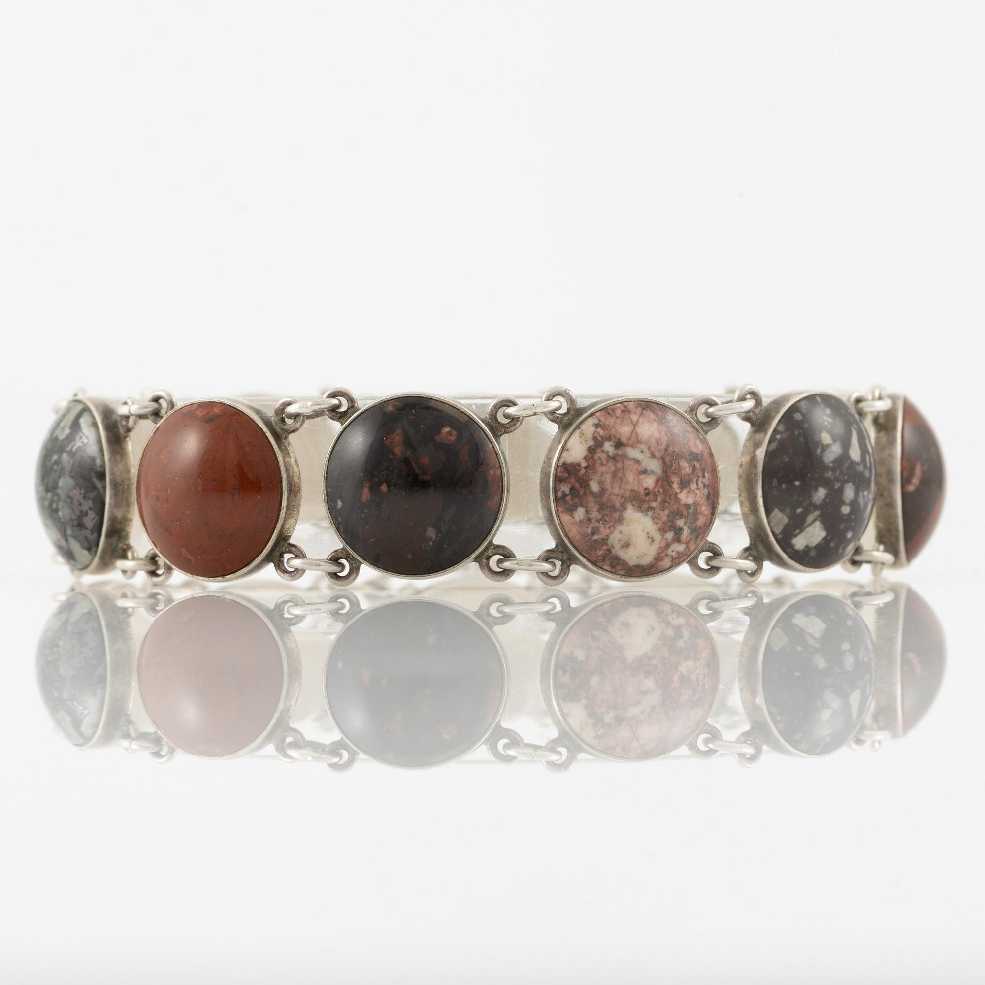 A bracelet and pendant, silver and porphyry, Älvdalssilver AB, Mora, 1975 and Engs Guld Och Silver, Dals-Långed, 1966.