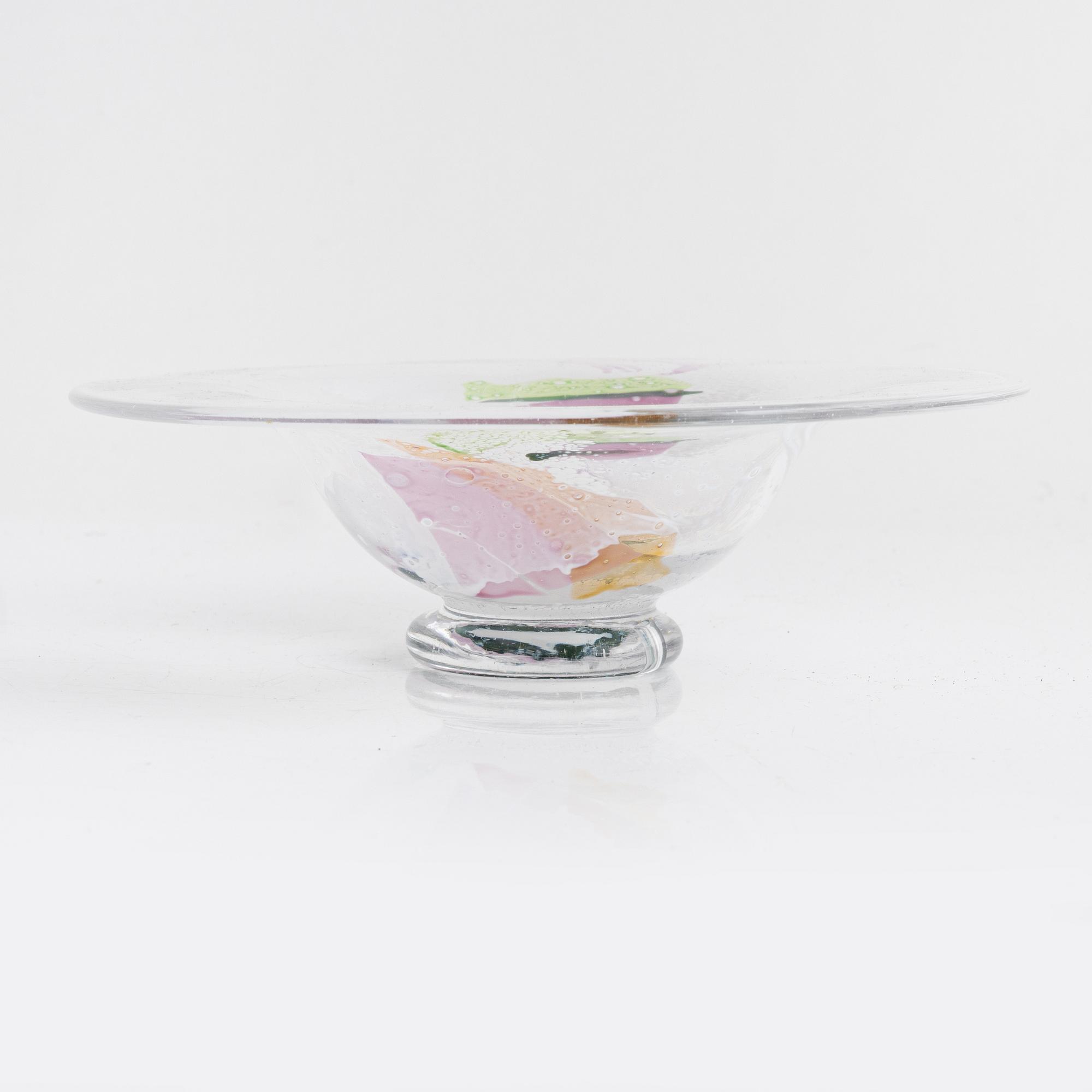 Oiva Toikka, a 'Tellervo' glass vase, Nuutajärvi Postipankki, Finland, and a glass bowl by Åsa Brandt.
