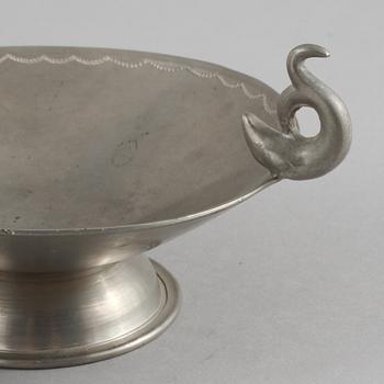 SKÅL SAMT VAS, tenn, Firma Svenskt Tenn, 1929 och 1928.