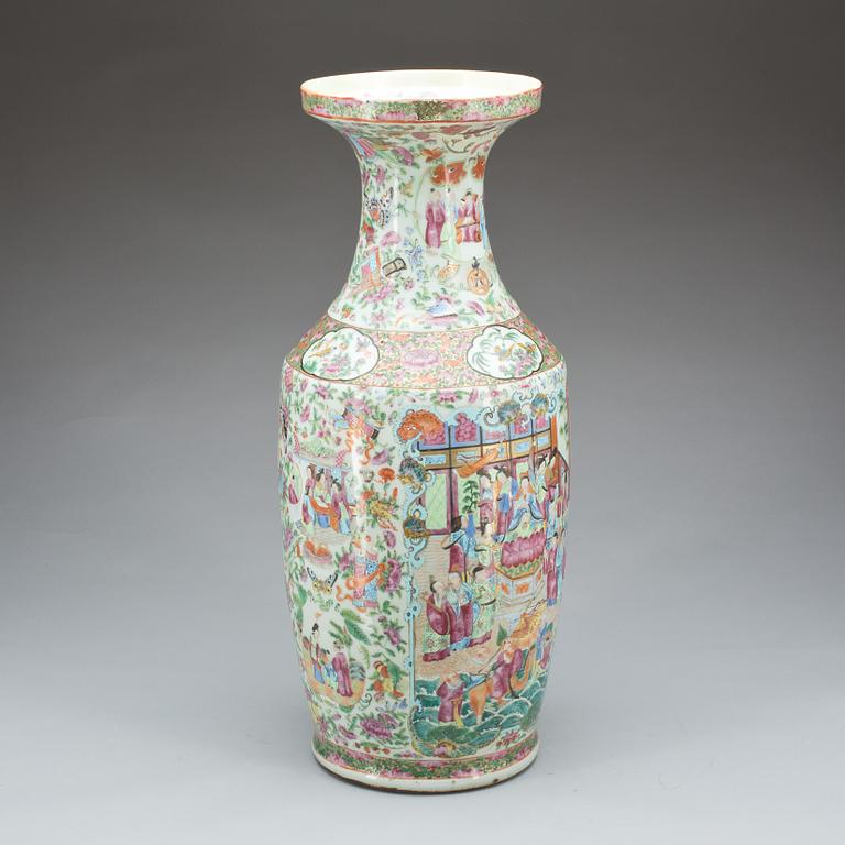 GOLVVAS, porslin, Kina,  Kanton 1800-tal.