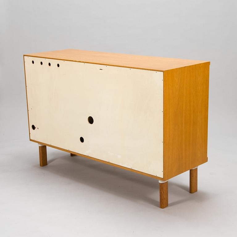 Maija Heikinheimo, A 1960s '255' side board for Artek, Finland.
