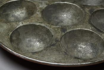 MUNKPANNA, koppar, 1800-talets senare del.