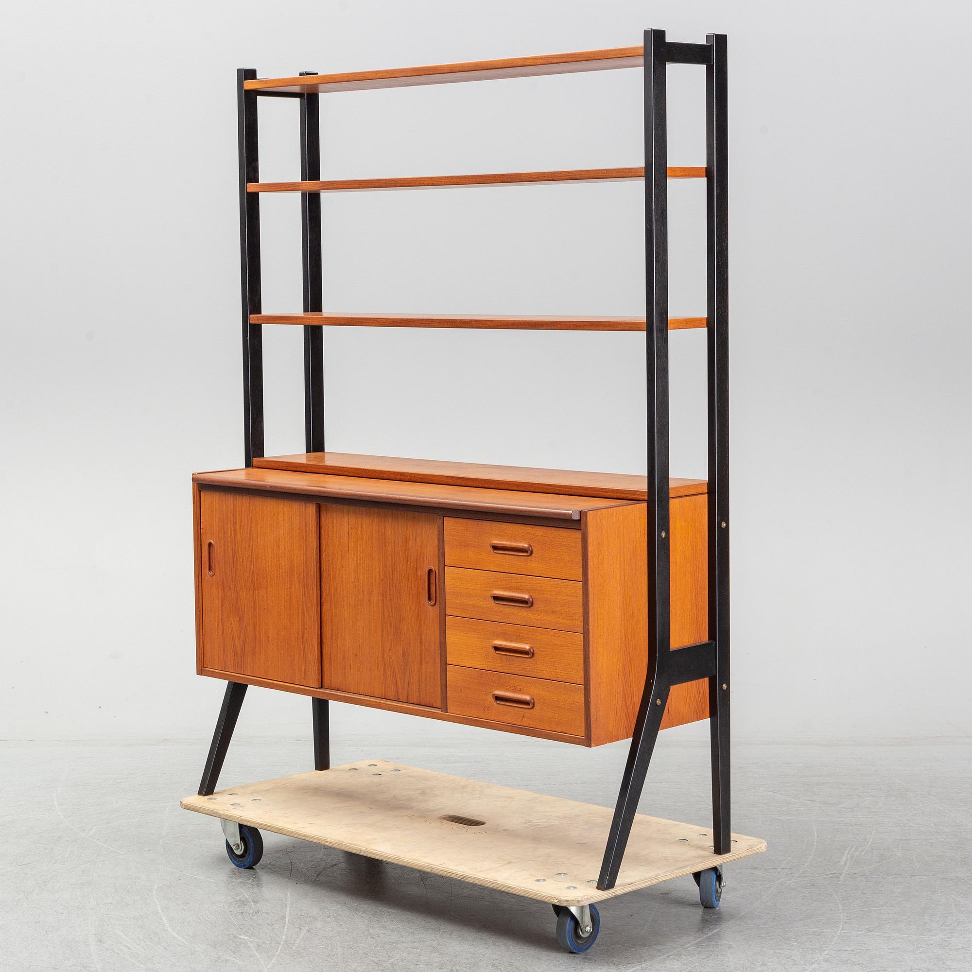 A 1960s/1970s shelf.