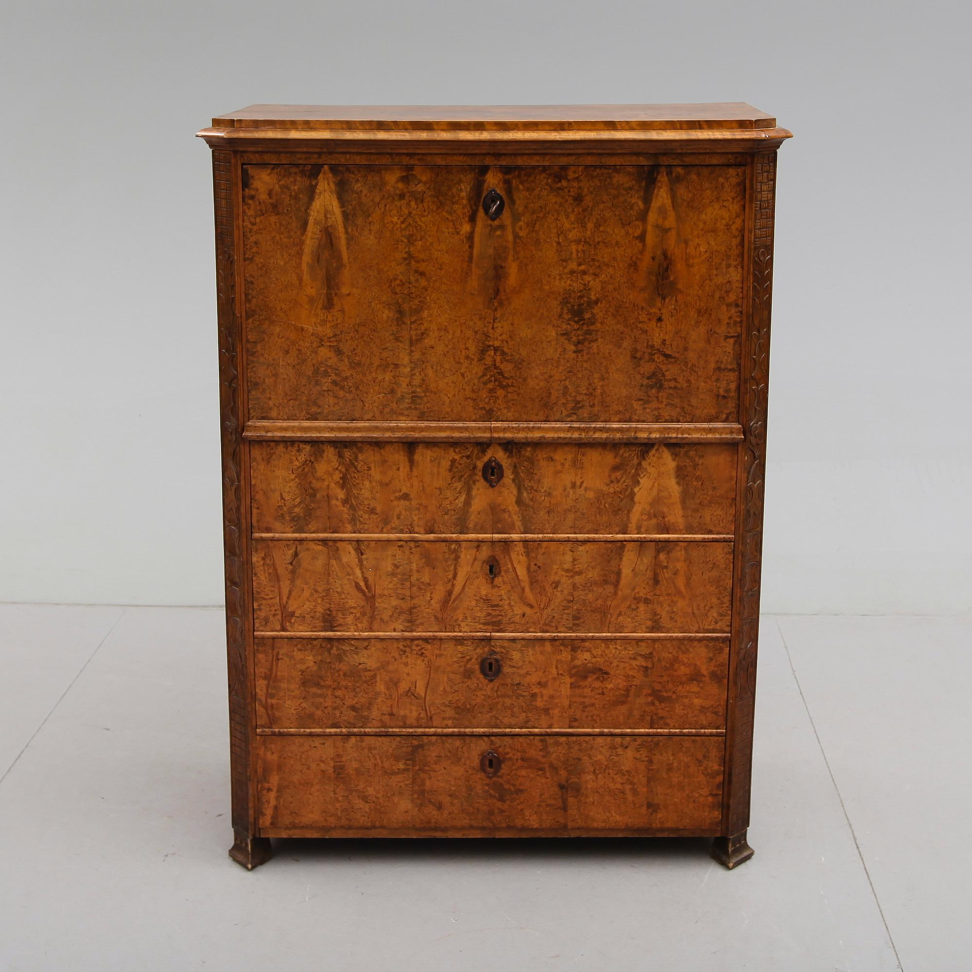 CHIFFONJÉ, 1800-tal.