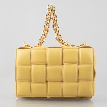 Bottega Veneta, väska, "Chain Casette".