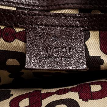 GUCCI, Guccissima Leather Joy Boston Bag.