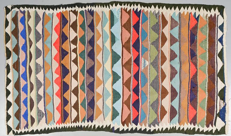 MATTA, Kelim, modern tillverkning, 233 x 137 cm.