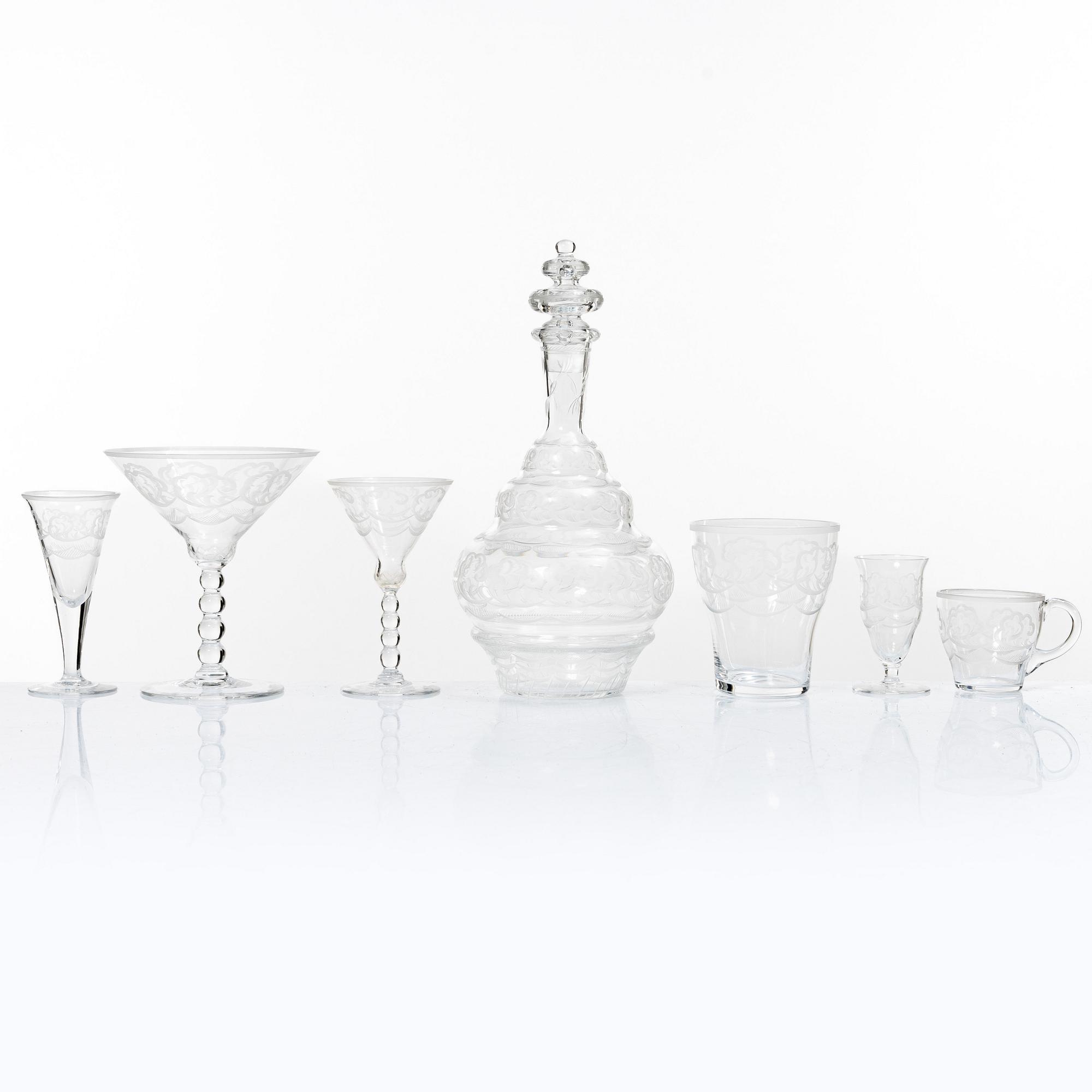 Simon Gate, a 40-piece 'Molnet' glass service, Orrefors.