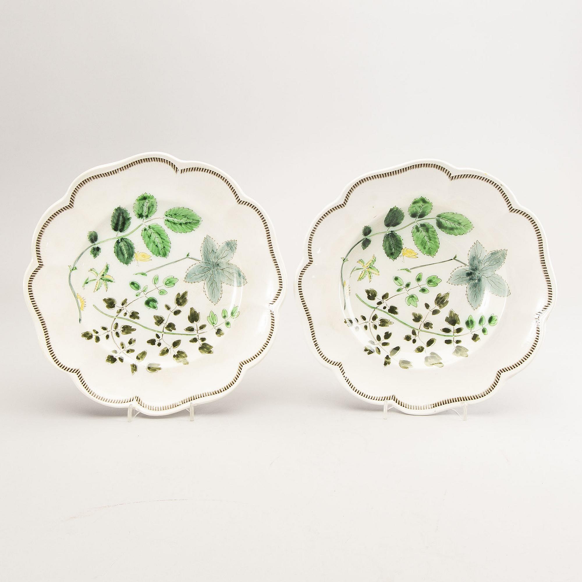 Arthur Percy, a 56-piece creamware dinner service 'Christina', Gefle.