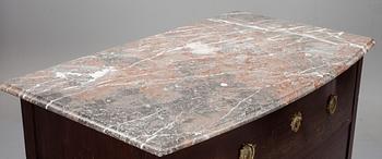 BYRÅ, gustaviansk stil. 1900-tal.