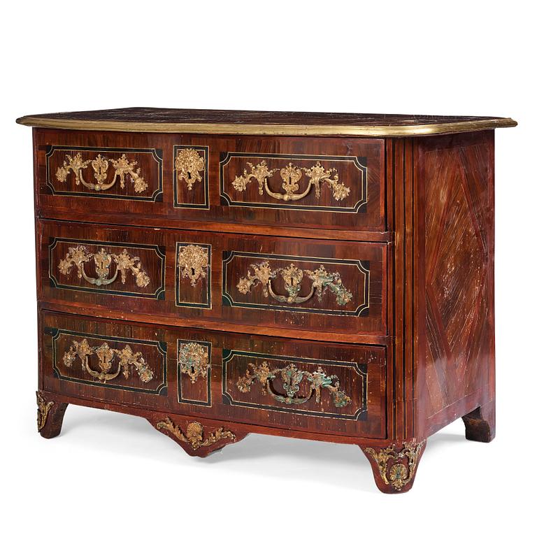 A French Régence commode in the manner of ébénist Etienne Doirat (Paris 1670-1732), 18th Century.