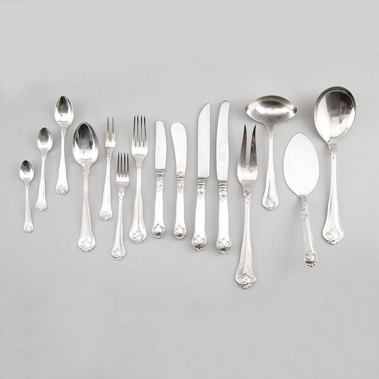 BESTICK, 93 snarlika delar, silver, Sachsisk modell., bl a Cohr, Danmark. Total vikt med stålblad ca 3449 gram.