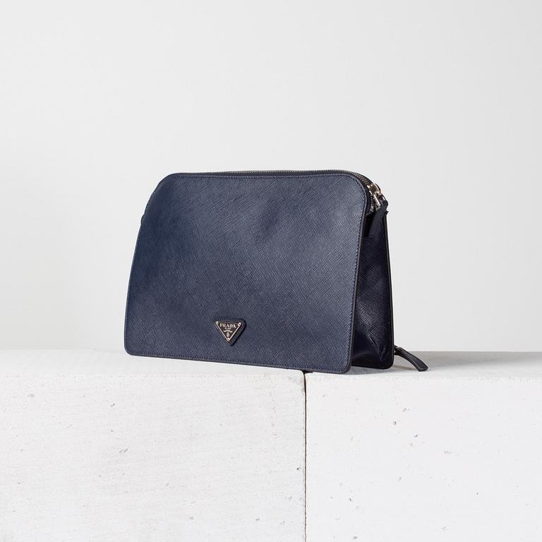 VÄSKA, Prada, 2011.