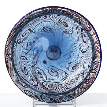 Edward Hald, & Knut Bergqvist, Heinrich Wollman, a glass graal bowl, Orrefors Sweden 1920, nr 910.