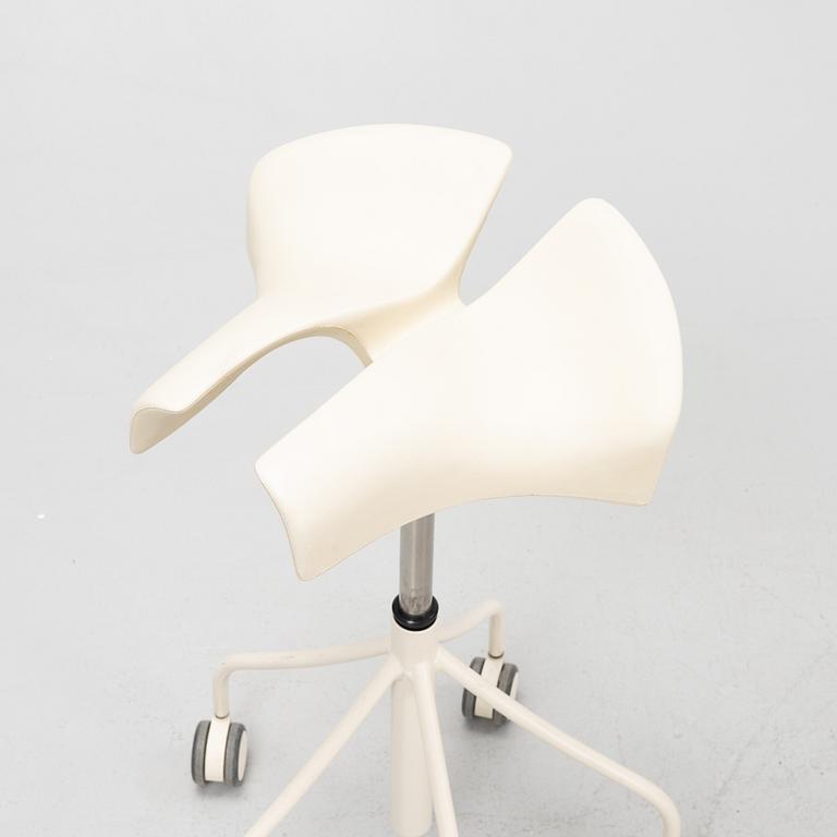 Jordi Bardia & Otto canalda, four 'Binaria' stools, D Barcelona.