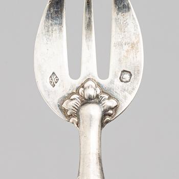 Twelve French Silver Oyster Forks, mark of Louis Coignet, Paris 1889-93.