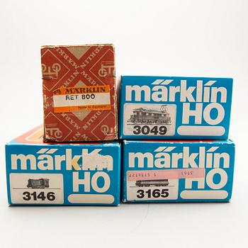 4 Märklin locomotives.